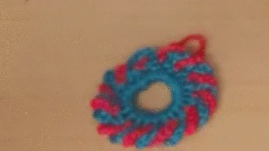 corona navidad en crochet