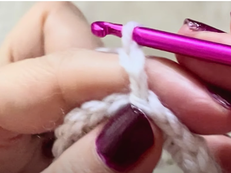 la segunda vuelta empieza con 3 cadenas