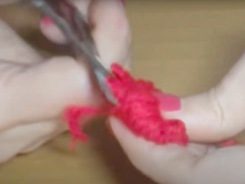 corta la lana parta abrir el pompón