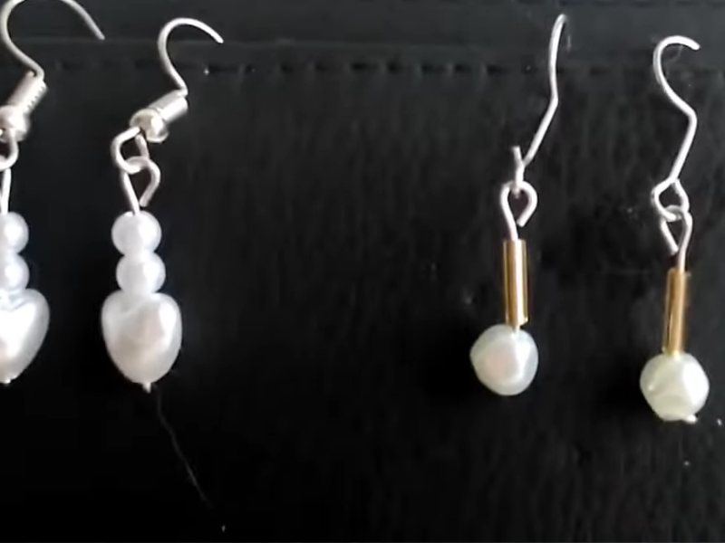 tus propios pendientes de perlitas con corazon