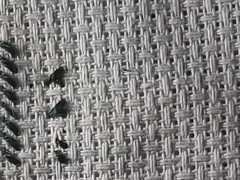 tres cuartos de punto de cruz